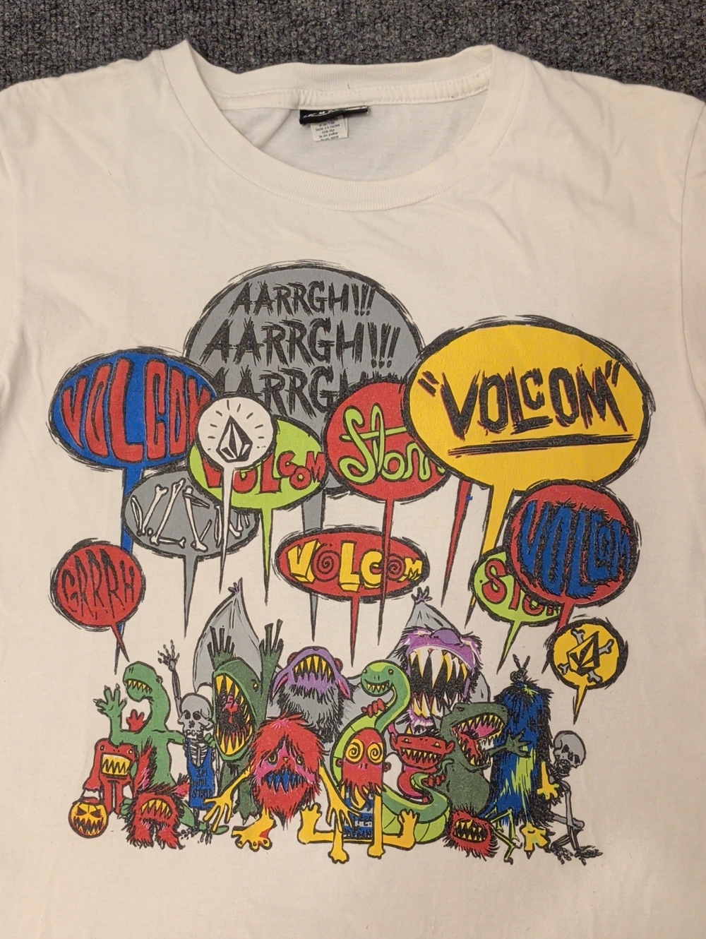 Vintage Volcom White T Shirt Monster & Skull Graphic Tee 100% Cotton 36" Chest